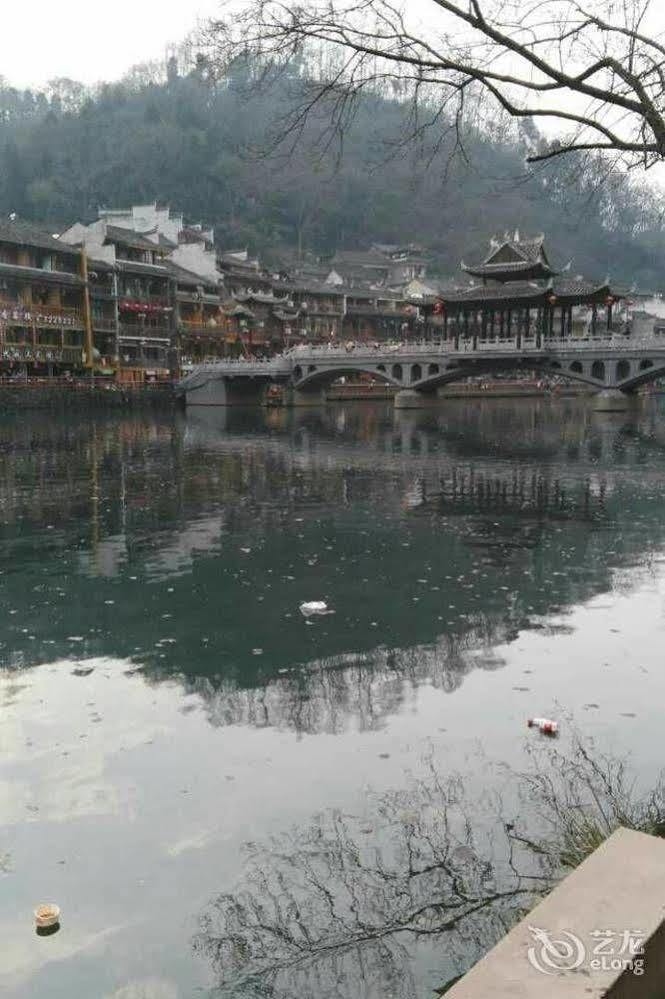Fenghuang Waitin For You Inn Zewnętrze zdjęcie